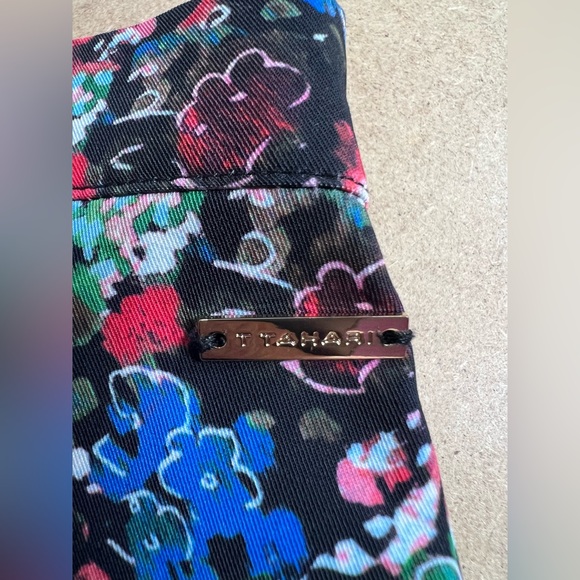 Tahari Women Skirt A line Flower Stretch Elastic Waist Small Size NWT - Picture 4 of 9